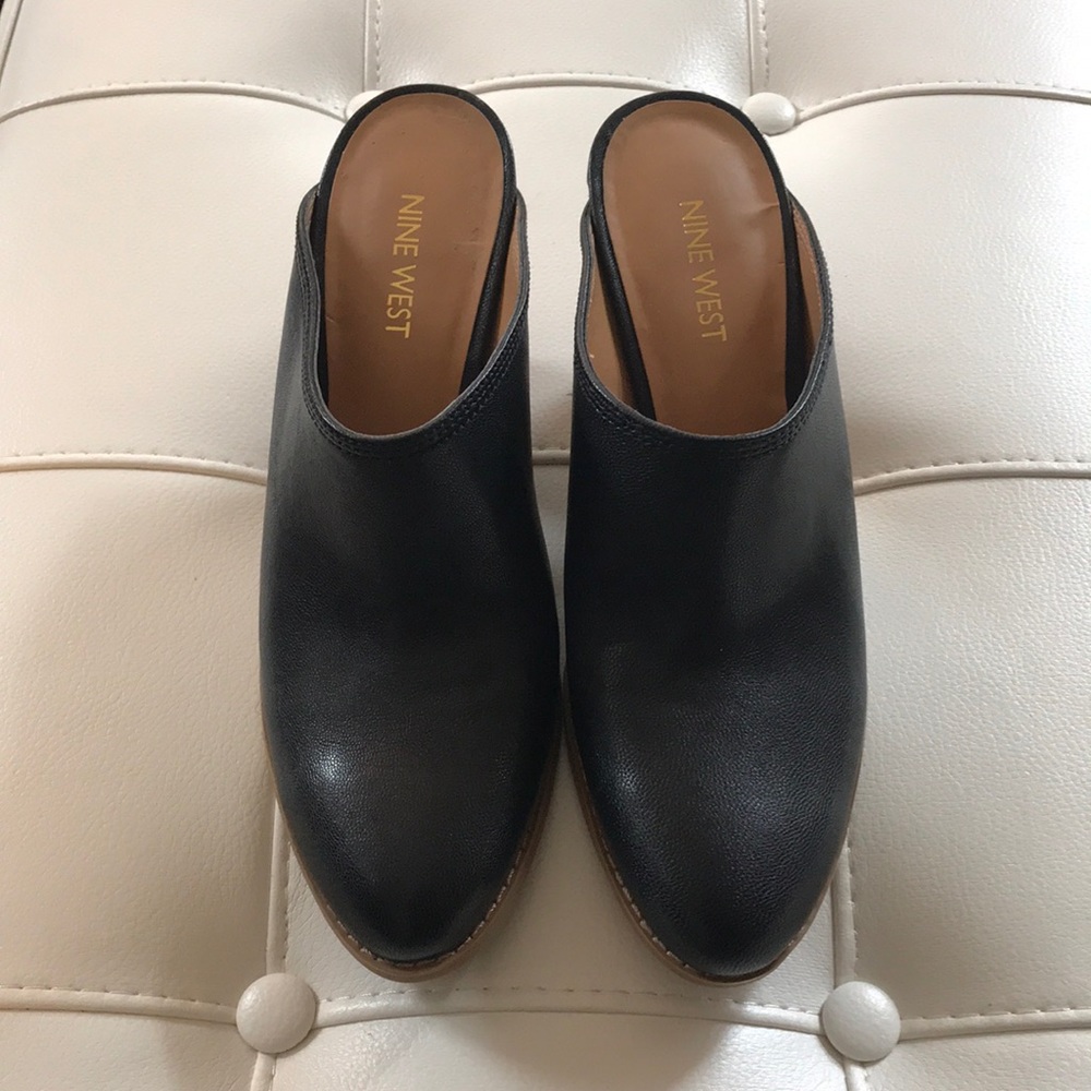 Nine West Slip on Clogs